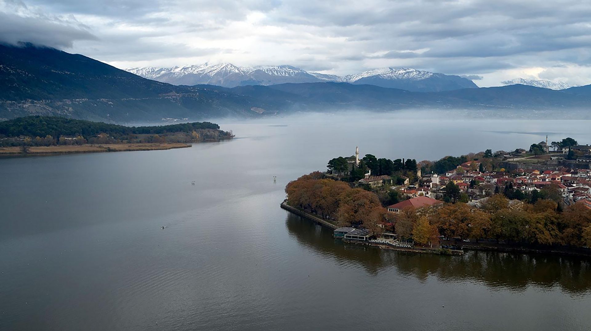 Memnon Christmas ΘΕΟΦΑΝΕΙΑ ΣΕ ΚΑΣΤΟΡΙΑ-ΠΡΕΣΠΕΣ-ΡΑΓΚΟΥΤΣΑΡΙΑ