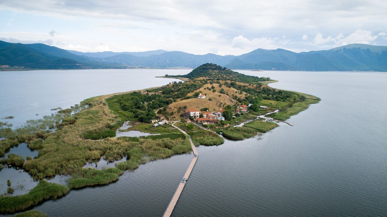 Memnon Christmas ΘΕΟΦΑΝΕΙΑ ΣΕ ΚΑΣΤΟΡΙΑ-ΠΡΕΣΠΕΣ-ΡΑΓΚΟΥΤΣΑΡΙΑ