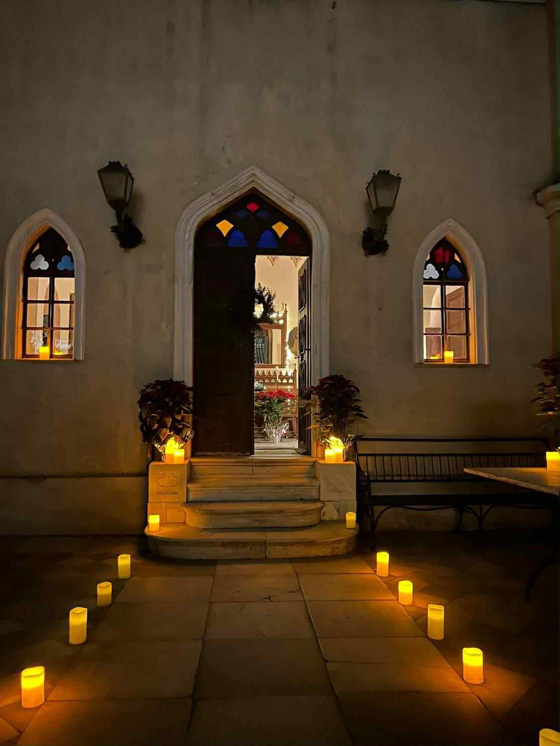 Μemnon Christmas Privé “Νύχτα των Κεριών" στον Πύργο Βασιλίσσης!