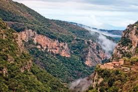 Πεζοπορία  στο ΦΑΡΑΓΓΙ ΛΟΥΣΙΟΥ-ΜΟΝΗ ΠΡΟΔΡΟΜΟΥ