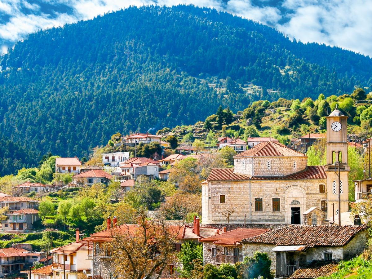 Πεζοπορία στο ΜAΙΝΑΛΟ