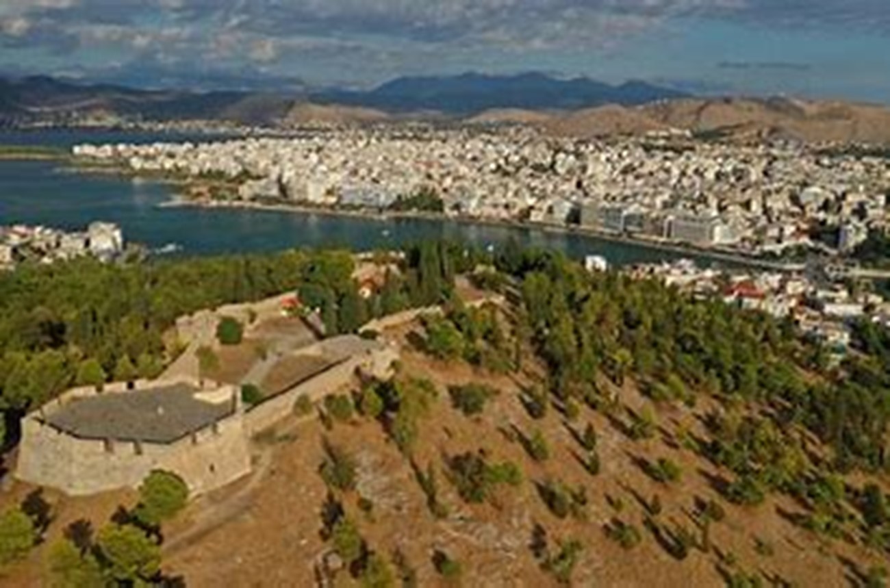 ΜΙΑ ΠΟΛΗ ΜΕ ΠΟΛΛΕΣ ΙΣΤΟΡΙΕΣ