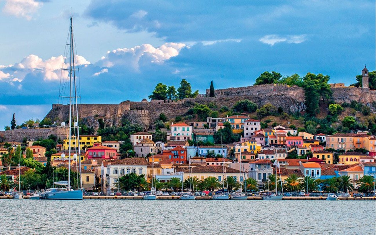 Η ΔΡΑΜΑΤΙΚΗ ΚΟΡΥΦΩΣΗ