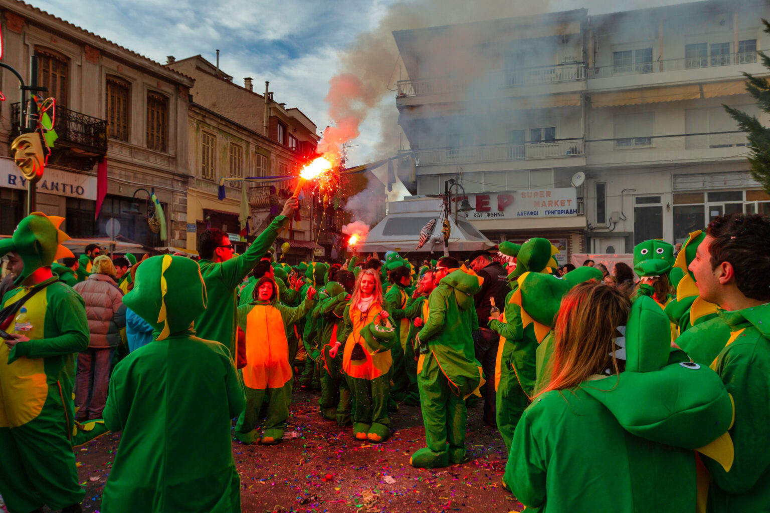 Memnon Christmas ΘΕΟΦΑΝΕΙΑ ΣΕ ΚΑΣΤΟΡΙΑ-ΠΡΕΣΠΕΣ-ΡΑΓΚΟΥΤΣΑΡΙΑ