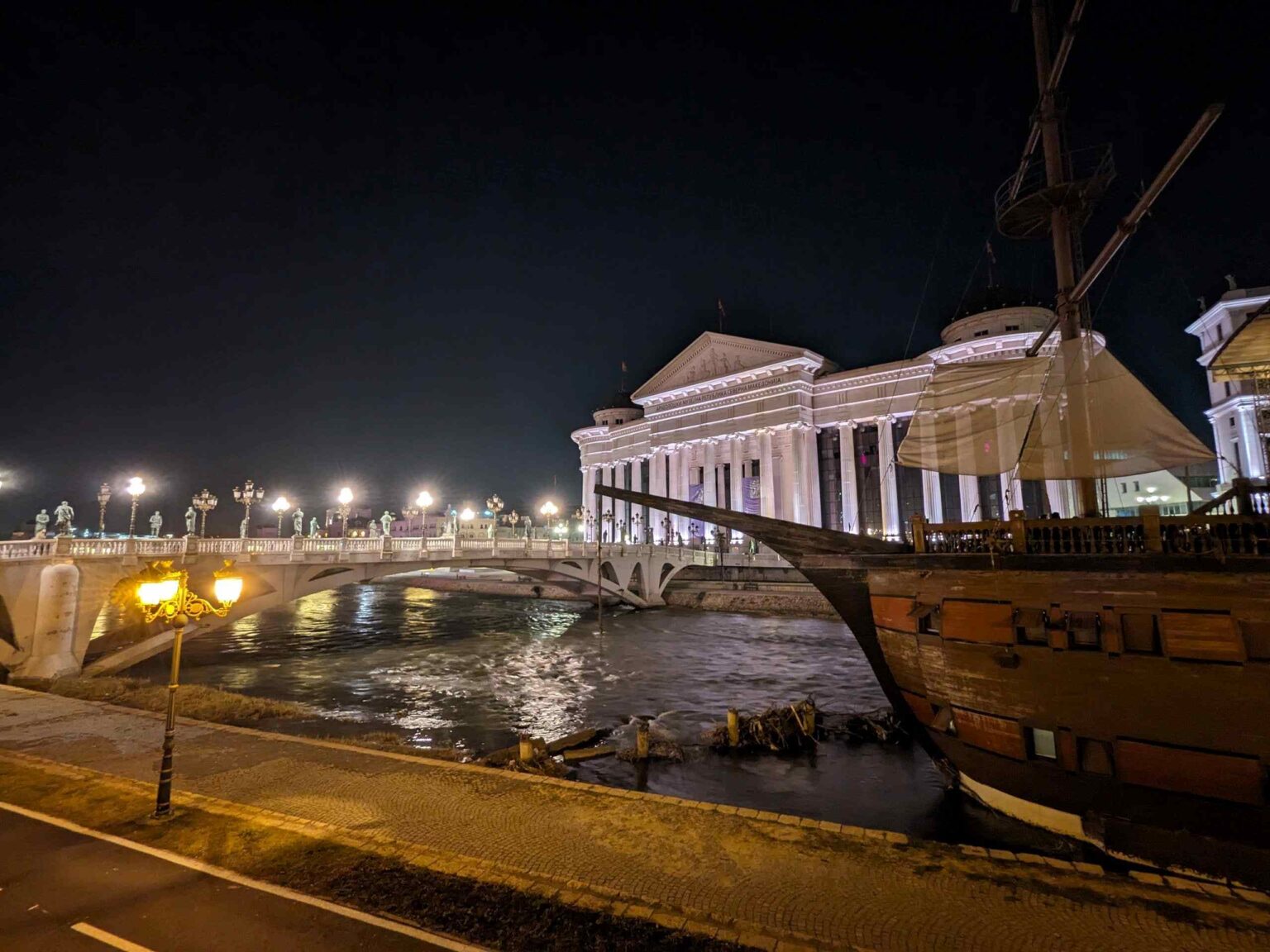 ΣΕΡΒΙΑ-ΣΥΝΑΝΤΗΣΗ ΧΑΛΚΙΝΩΝ ΣΤΗΝ ΓΚΟΥΤΣΑ